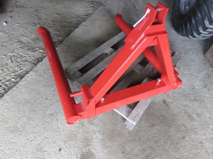 Bild 7:Neue Transportgabel für Rundballen von 1 m bis 1,85 m