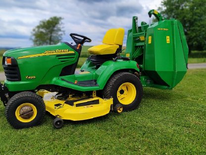 Rasentraktor John Deere X495 mit Hochentleerung Profigerät