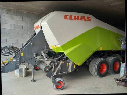 Quaderballenpresse Claas Quadrant 3200 RC
