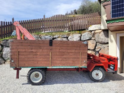 AEBI Transportfahrzeug mit Kran