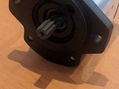 Verkaufe Hydraulikpumpe für Lindner Geotrac 103