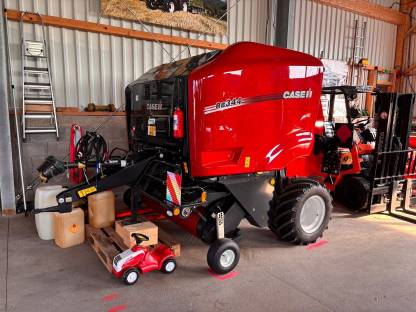 Rundballenpresse Case RB 344 RC