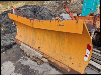 Bild 5:Kahlbacher DS260 Schneepflug