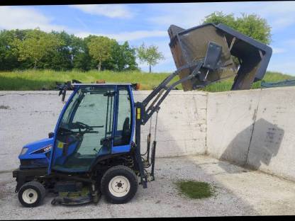 Bild 4:ISEKI SXG 19 Kommunaltraktor