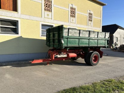 Kipper (ehemals LKW-Aufbau)