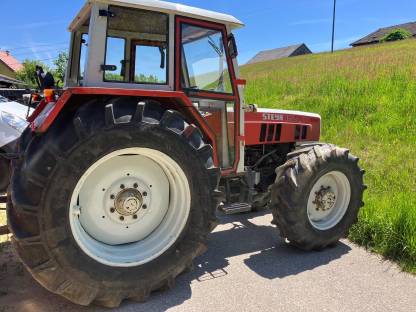 Bild 9:Steyr 8075 Allrad mit Druckluft