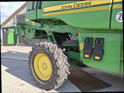 Bild 5:Mähdrescher John Deere T560 Hillmaster Bj. 2011, 6,7 m