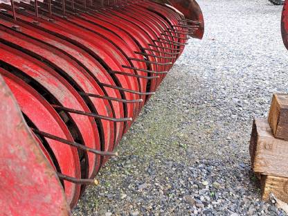 Bild 4:Pöttinger 17 Ladewagen