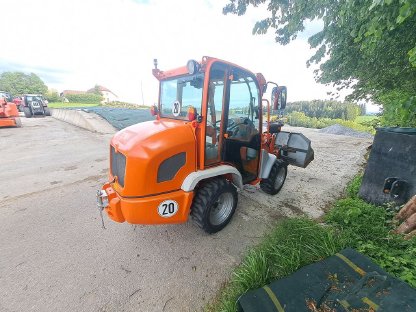 Bild 3:Radlader Kramer 5035