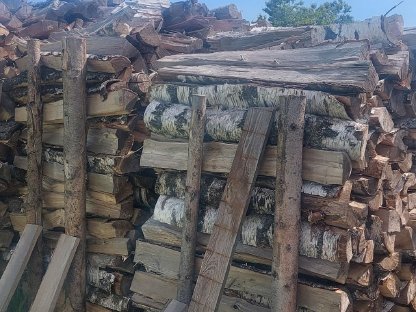 Bild 2:Brennholz Gemischt