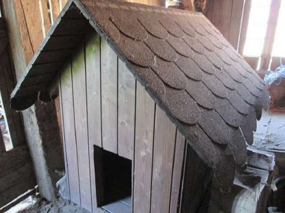 Bild 3:Hundehütte