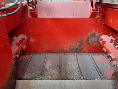 Bild 3:Strautmann Siloblitz 340 SA