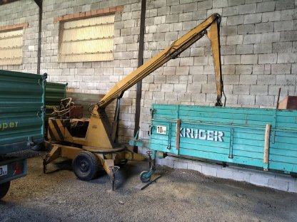 Bild 2:Mistkran KMF Typ 417