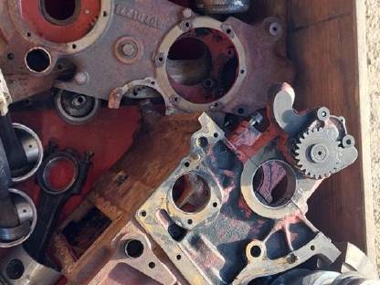 Bild 5:Steyr Motorteile