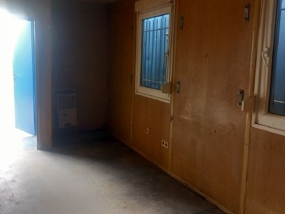 Bild 7:4 gebrauchte Container – vielseitig nutzbar – VB