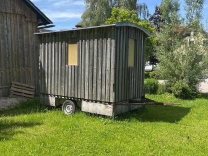 Bild 2:Fahrbare Unterkunft, Jagdhütte