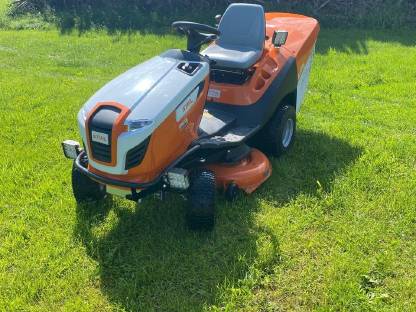 Bild 2:Stihl RT 5112.0 Z Rasenmähertraktor