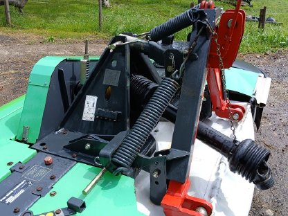 Frontmähwerk Deutz-Fahr KM 4.27 FS mit Entlastungsfedern
