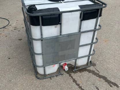 Bild 2:IBC Tank