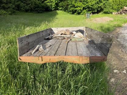 Bild 3:Traktoranhänger