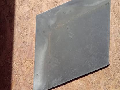 Rhombuseternitplatten und Firstkappen