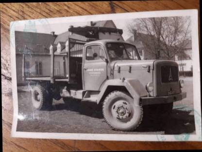 Bild 2:LKW Magirus-Deutz mit Kran