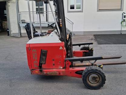 Bild 2:Palfinger Mitnahmestapler F3-253PX-4W