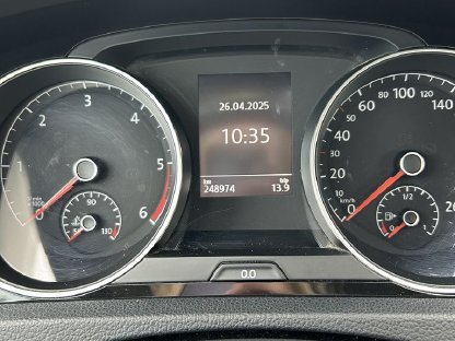 Bild 7:VW Golf Highline 1,6 BMT TDI