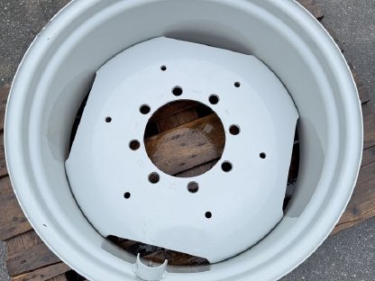 Fixfelgen passend für Reifen 420/70 R28