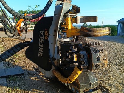 Kesla RH 18 2 Harvester