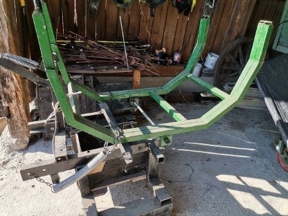 Bild 3:Selbstgebautes Holzbündelgerät