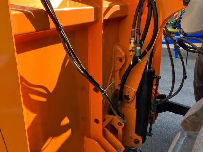 Bild 4:Hydrac T-1700-R Tellerstreuer