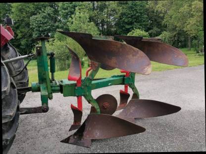 2 Schar Regent Wendepflug