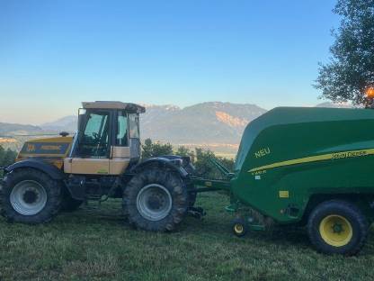 John Deere V 451 R Presse