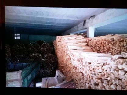 Bild 3:Brennholz zum Verkauf