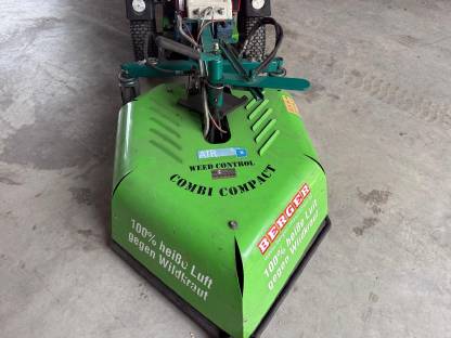 Bild 5:Weed Control T1500 Unkrautvernichtung mit Heißluft