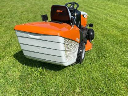 Bild 3:Stihl RT 5112.0 Z Rasenmähertraktor