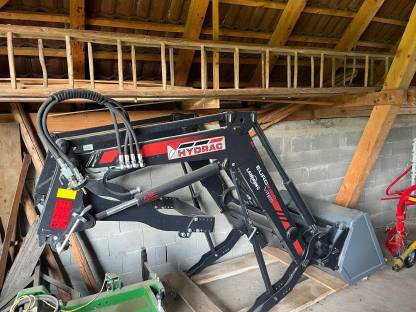 Bild 9:Lindner 1650 mit Frontlader