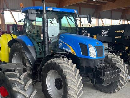 New Holland TS100A