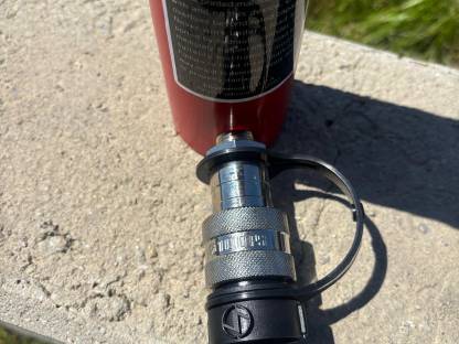 Bild 3:BVA Hydraulik (Presse Zylinder Werkzeug)