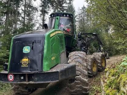 John Deere 1470E