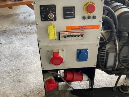 Bild 5:Stromaggregat 15 KVA
