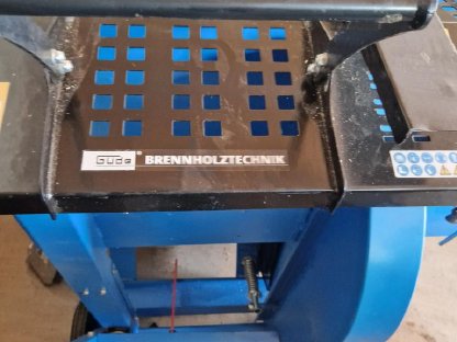 Bild 3:Brennholzkreissäge Güde GWS 700 HM