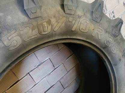 Traktoreifen Pirelli 520/70 R38