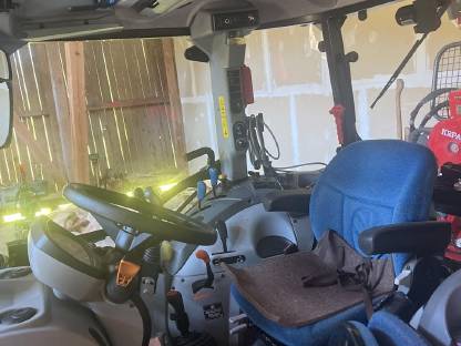 Bild 8:New Holland T4 85