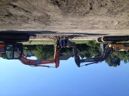 Bild 4:Abbruch, Erdbau, Brunnenbau, Erdwärme, Kran und Baggerarbeiten