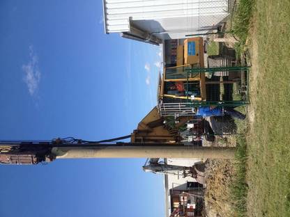 Bild 3:Abbruch, Erdbau, Brunnenbau, Erdwärme, Kran und Baggerarbeiten