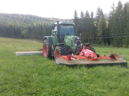 Bild 2:Grünland Erntehilfe