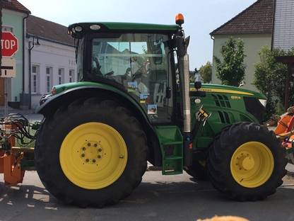 Bild 4:MULCHARBEITEN