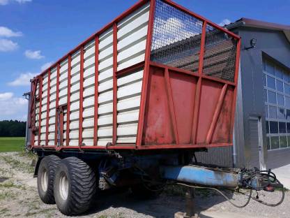 Bild 2:16 t Kipper / Häckselwagen zu vermieten